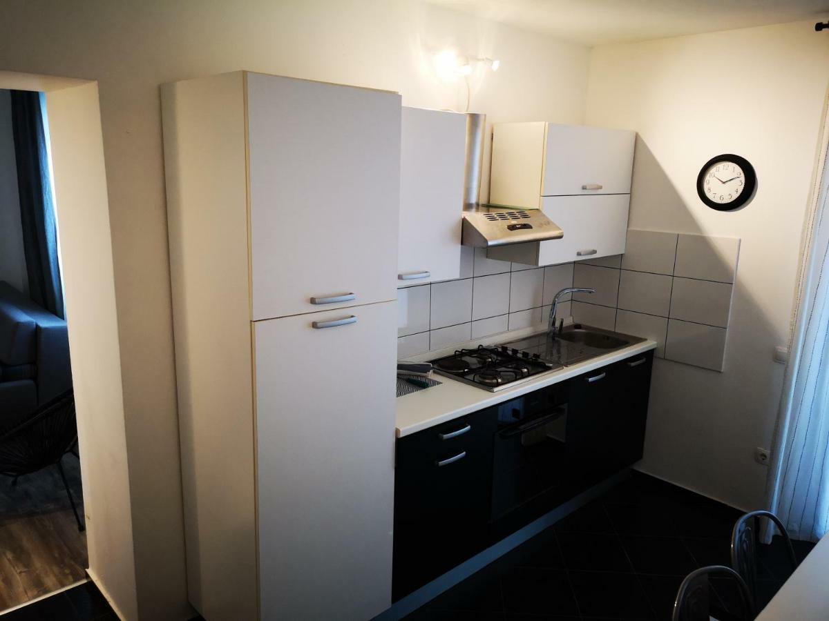 Bed and Breakfast Niko Seline Esterno foto