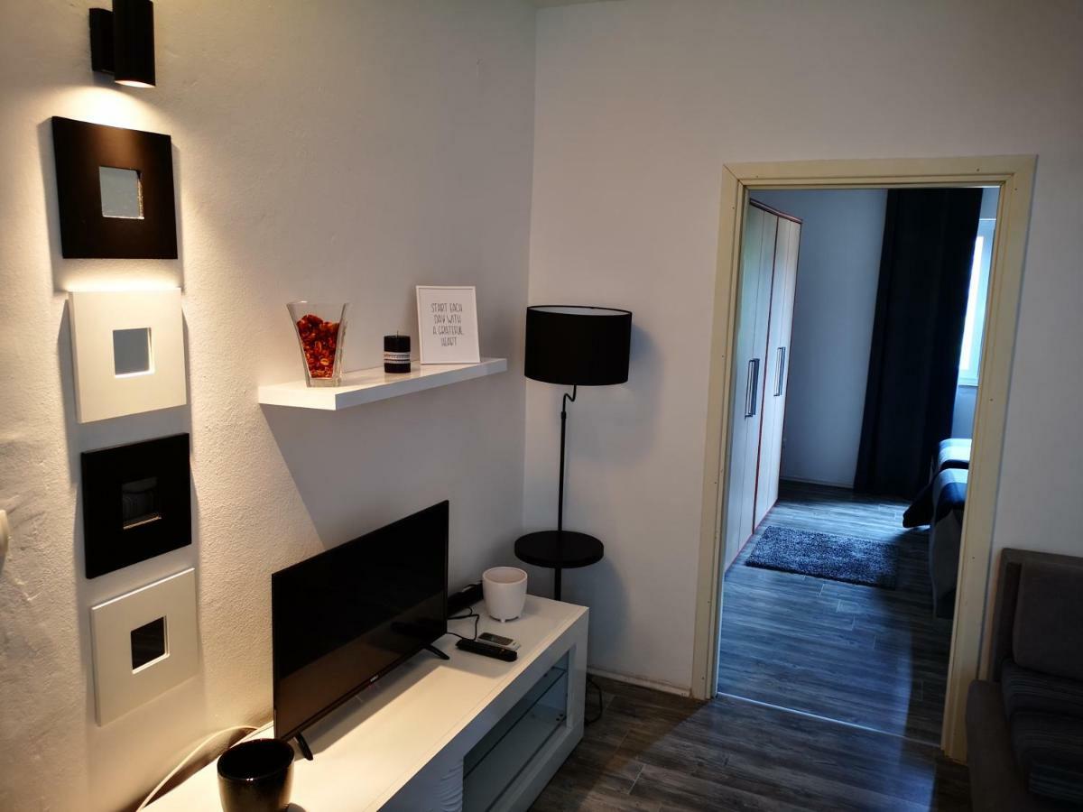 Bed and Breakfast Niko Seline Esterno foto